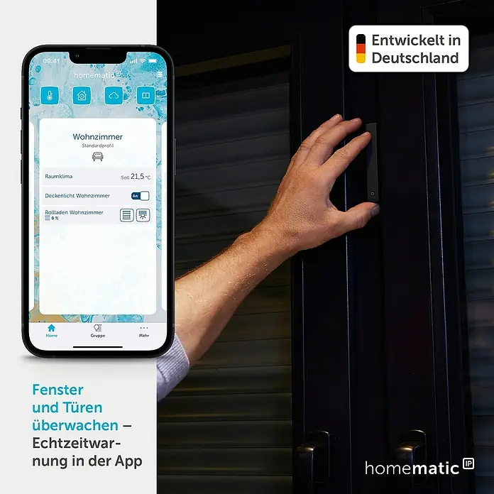 Homematic IP Fenster- & Türsensor HmIP-SWDO-A - Anthrazit, Batteriebetrieben, 102 x 15 x 20 mm - Smartphone zeigt Homematic IP App zur Smart Home Überwachung. Eine Hand bedient einen dunklen Fenster-/Türsensor für Echtzeitwarnungen.