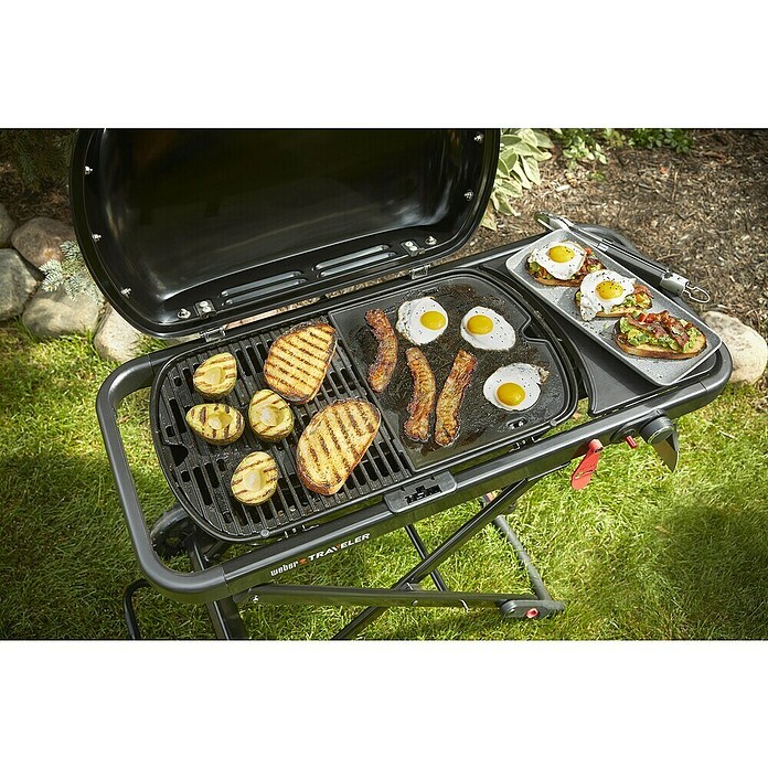 Weber Plinski žar Traveler  (Površina za peko (Š x G): 63 x 34 cm, 3,8 kW, Število gorilnikov: 1 kos) | 8313 - Gasgrill Marke | ICGA - Grillgeräte | ICG - Grillgeräte / Grillzubehör | IC - Freizeit im Garten | I - Stadtgarten | BAUHAUS