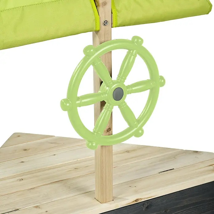 Exit Toys Sandkasten Aksent Boot - 190 x 90 x 135 cm, Holz, Grau/Grün - Grüne Stoffplane und Steuerrad aus Kunststoff auf einem Holz-Spielboot oder Sandkasten, mit hellem und dunklem Holz.