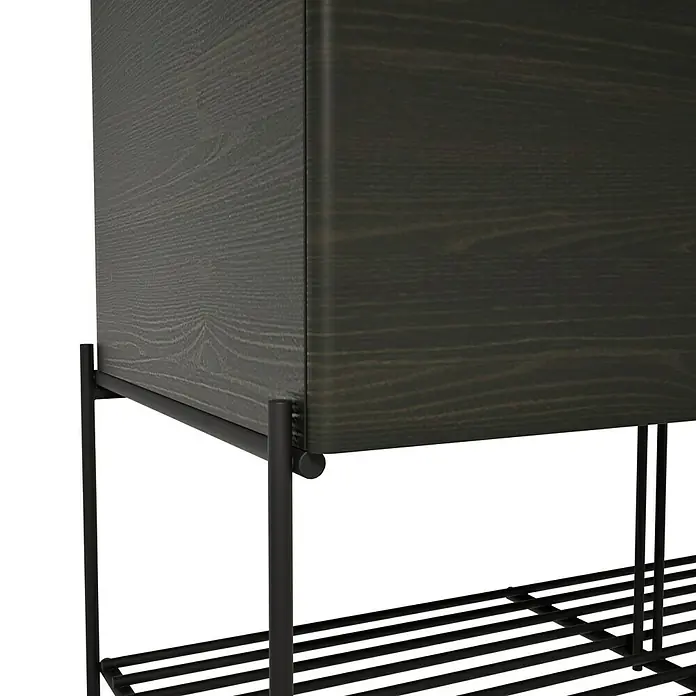 VitrA Equal Badmöbel-Set - Gesamtbreite Badmöbel: 103 cm, Steingrau/Ulme, Matt, 3 -tlg., Mit Gestell und Schublade - Dunkelbrauner Holzschrank mit schwarzem Metallrahmen, Teil eines modernen Aufbewahrungsmöbels.