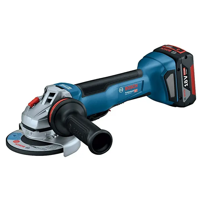 Bosch Professional AMPShare 18V Akku-Winkelschleifer GWS 18V-10 P PRO - 2 Akkus, Durchmesser Scheibe: 125 mm - Blauer und schwarzer Bosch Akku-Winkelschleifer mit 18V Akku und Trennscheibe.