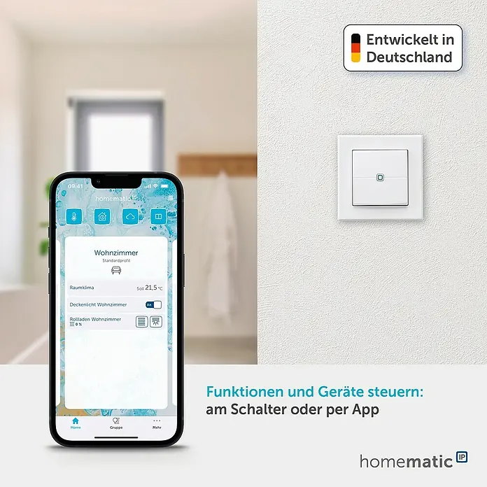 Homematic IP Funk-Wandtaster HmIP-WRC2-2 - 2-fach, Batteriebetrieben, 19 x 86 x 86 mm, Weiß - Smartphone mit Homematic IP Smart-Home-App neben weißem Wandschalter, zeigt App- und physische Steuerung.