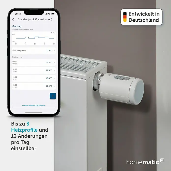 Homematic IP Starter-Set 2x Heizkörperthermostat Pure mit Access Point 2 HmIP-SK28 - Weiß - Ein weißer smarter Heizkörperthermostat mit Display ('21.5'), gesteuert über eine Smartphone-App, die einen Heizplan anzeigt.