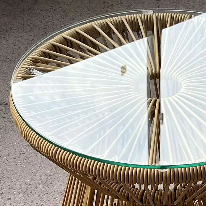 Outsunny Garten-Beistelltisch rund im Boho-Stil - Ø x H: 40 x 42 cm, Metall, PE-Rattan, Beige