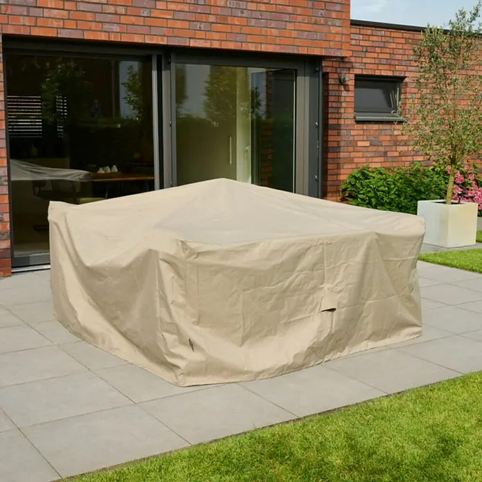 Siena Garden Sitzgruppen-Schutzhülle PLUS - Passend für: Sitzgruppen inkl. 6 Stühlen, 200 x 190 x 85 cm, Polyester, TPU laminiert, Beige - Beige Terrassenmöbelabdeckung schützt Gartenmöbel auf einer Terrasse.