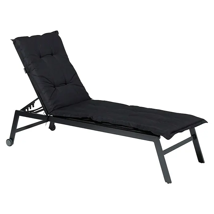 Madison Gartenmöbel-Auflage - Liegenauflage, L x B x H: 200 x 60 x 6 cm, Baumwolle, Polyester, Schwarz - Schwarzer Liegestuhl mit schwarzer gepolsterter Auflage auf dunklem Metallrahmen.