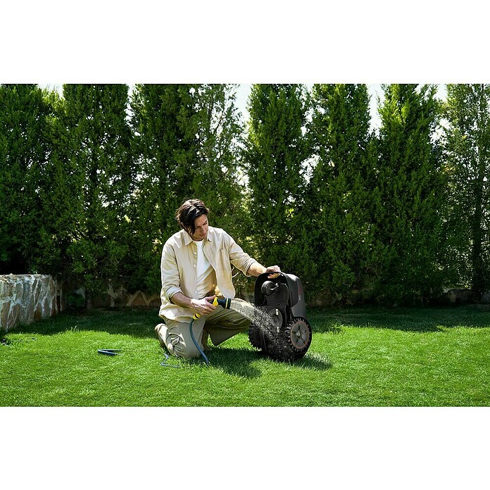 Mova Mähroboter Viax 300 (300 m², Schnittbreite: 20 cm, Kamera-gestützte Navigation) | BAUHAUS