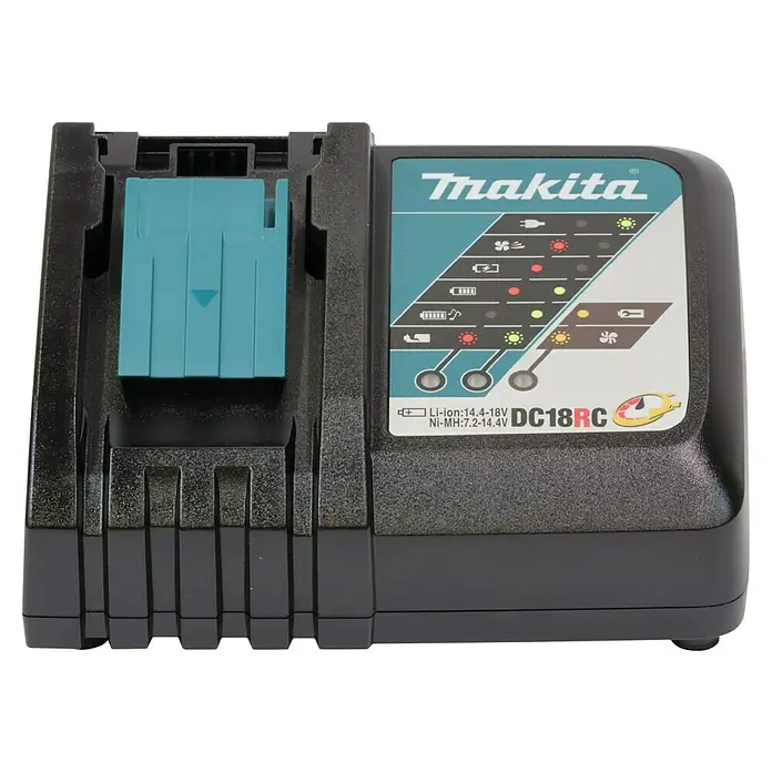 Makita LXT 18V Starterkit Power Source-Kit - 18 V, 3 Ah - Schwarzes Makita DC18RC Schnellladegerät mit teilweise eingesetztem blauem Akku. Es lädt Li-ion 14,4-18V und Ni-MH 7,2-14,4V Akkus.