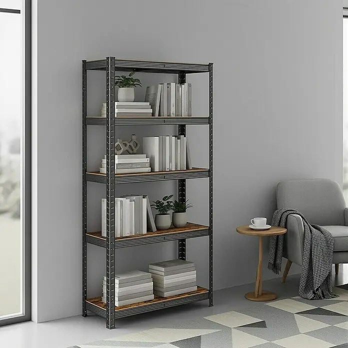 Metallregal - H x B x T: 150 x 75 x 30 cm, Traglast pro Boden: 130 kg, Anzahl Böden: 5 Stk., Stecken, Schwarz - Hohes 5-stöckiges Regal aus schwarzem Metall und Holz, gefüllt mit Büchern und Pflanzen.