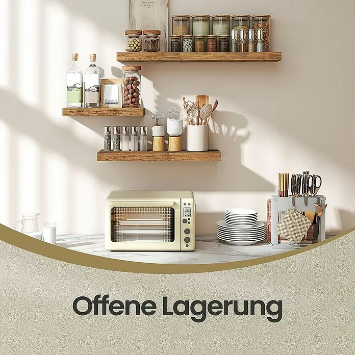 Wandboard - L x B x H: 20 mm x 80 cm x 3,8 cm, Braun - Rustikale Holz-Wandregale in einer Küche, die Gewürze, Gläser und Küchenutensilien ordentlich aufbewahren. Offene Lagerlösung.