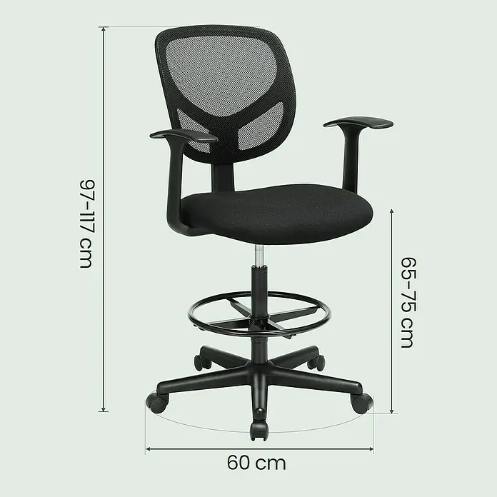 Bürostuhl mit Fußstütze und Armlehne - Höhenverstellung: 102 cm - 120 cm, B x L: 64 x 64 cm, Schwarz - Schwarzer höhenverstellbarer Stehhocker mit Netzrücken, Stoffpolster, Armlehnen, Fußring und Rollen. H 97-117cm, SH 65-75cm, B 60cm.