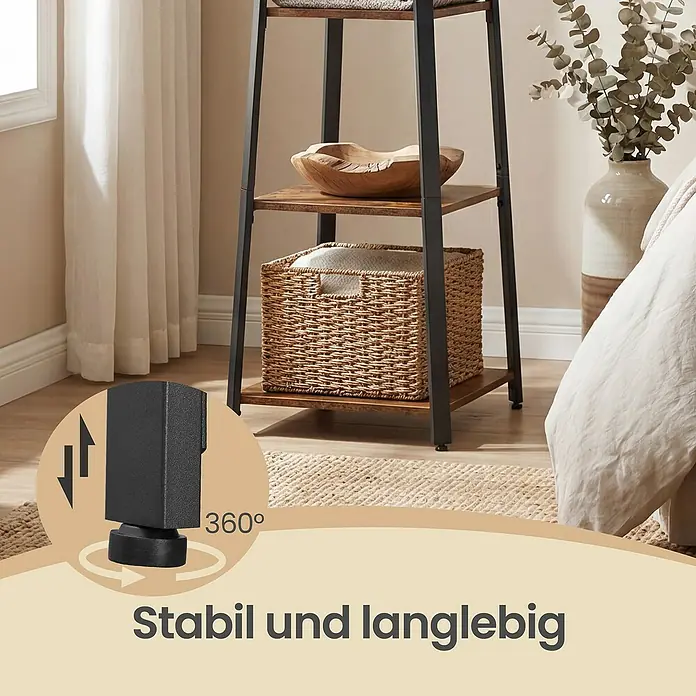 Garderobenständer - L x B x H: 43 x 43 x 180 cm, Schwarz/Braun, Anzahl Haken: 8 Stk. - Braunes Holz-Metall-Regal mit 360° verstellbaren Füßen, in einem Schlafzimmer.
