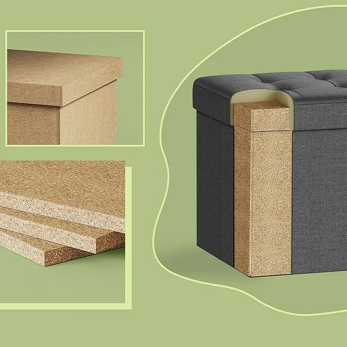 Hocker mit Stauraum - L x B x H: 38 x 38 x 38 cm, Grau - Schnittbild eines grauen Stoff-Ottomans mit Schaumstoff- und Spanplatten-Innenstruktur, dazu gestapelte Spanplatten.