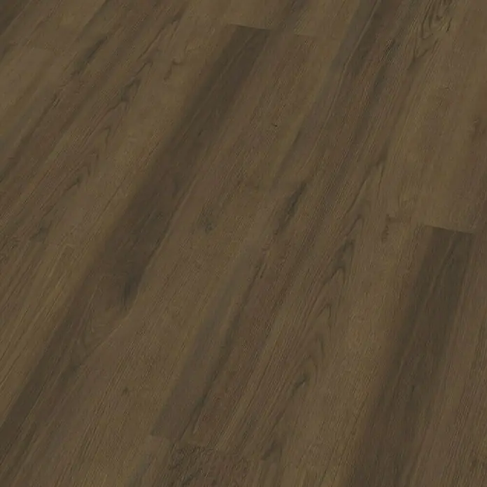 Granorte Designboden Kenkotrend - Chestnut, 1.164 x 300 x 8,5 mm - Brauner Holzboden mit ausgeprägter Maserung, diagonal verlegt.