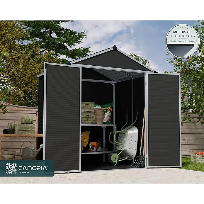 Palram – Canopia Gartenhaus Rubicon - Außenmaß inkl. Dachüberstand (B x T): 1,85 x 1,54 m, Kunststoff, Grau - Dunkelgrauer Multiwall-Gartenschuppen mit offenen Türen, der organisierte Lagerung für Werkzeuge und Gartenbedarf zeigt.