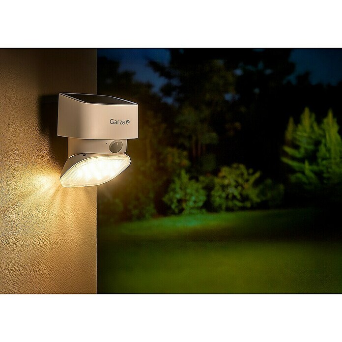 Garza Aplique solar LED para exterior (L x An x Al: 107 x 107 x 150 mm, Blanco, 2.000 lm, 3.000 K - 4.000 K, IP44) | BAUHAUS