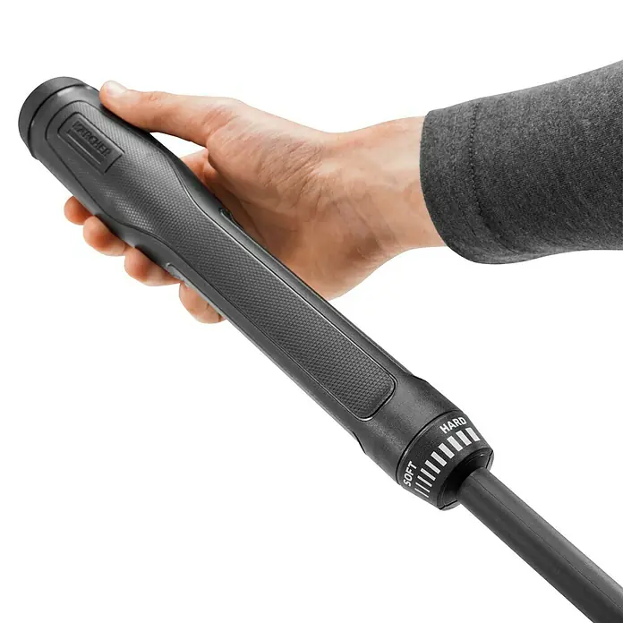 Kärcher Strahlrohr VP 160 Vario Power Jet - Passend für: Kärcher Hochdruckreiniger K4 bis K 5 - Schwarzes Kärcher Strahlrohr, von Hand gehalten, mit einstellbaren SOFT- bis HARD-Einstellungen.