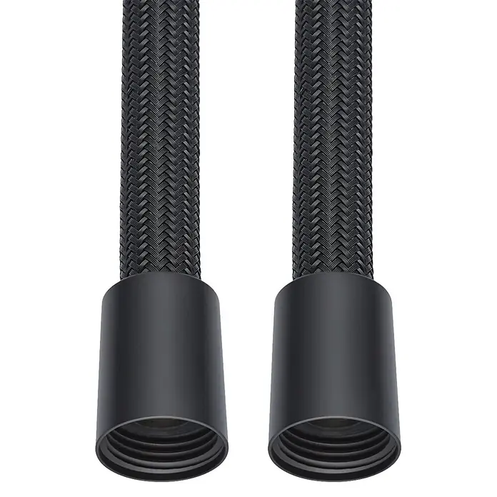 Brauseschlauch - Länge: 190 mm, Kunststoff, Schwarz - Zwei schwarze geflochtene Kabel, jedes mit einem schwarzen zylindrischen Gewindeanschluss.