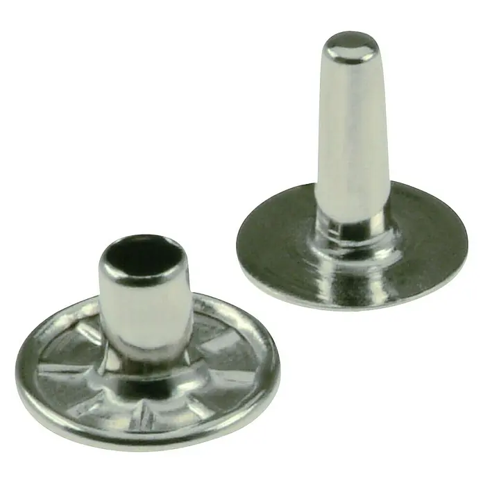 Hohlniete - Durchmesser Kopf: 6,7 mm, 20 Stk., Vernickelt - Zwei Hohlnieten aus Metall, die zur Befestigung von Stoffen oder Leder verwendet werden. Sie sind robust und langlebig.