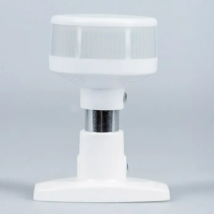Talamex LED-Navigationsleuchte - 75 x 31,5 x 101,6 mm, 12 V, 1 W, Weiß, Lichtfarbe: Neutralweiß - Nahaufnahme einer weißen LED-Warnleuchte mit einer transparenten Abdeckung und einer verchromten Halterung. Ideal für Sicherheitsanwendungen.