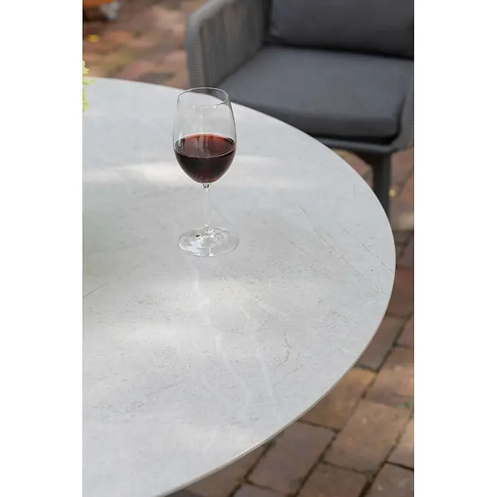 Bene Living Gartentisch Almeria - L x B x H: 120 x 120 x 76 cm, Ø x H: 120 x 76 cm, Aluminium Gestell mit gesinnerter Tischplatte aus Keramik, Rund, Hellgrau
