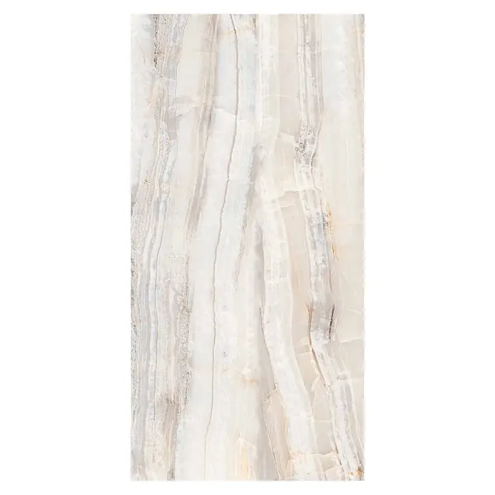 Feinsteinzeugfliese Rainbow - 60 x 120 cm, Light, Glänzend - Helle Creme-Onyxfliese mit dezenter vertikaler grauer und brauner Maserung, ideal für elegante Oberflächen.