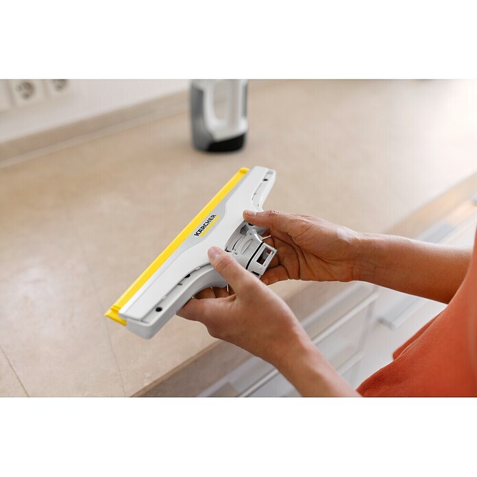 Kärcher Akumulatorski čistilnik oken WV 5 Ultra care  (Frekvenca: 50 Hz - 60 Hz) | 2339 - Nass-/ Trockensauger Marke | BBDM - Reinigungsgeräte | BBD - Elektro WZ/Großmaschinen | BB - ElektroWZ/Großmaschinen | B - Werkz/Masch/Maschzubeh/Auto | BAUHAUS