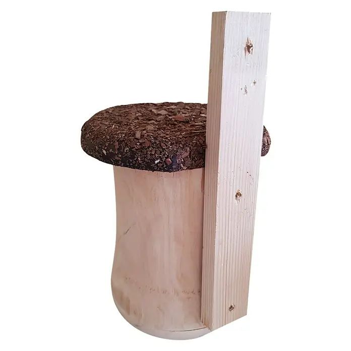 Nistkasten KG17452 - 18 x 33 x 18 cm, Holz - Ein hölzerner Pilzhocker mit Rückenlehne, ideal als natürliche und rustikale Sitzgelegenheit.