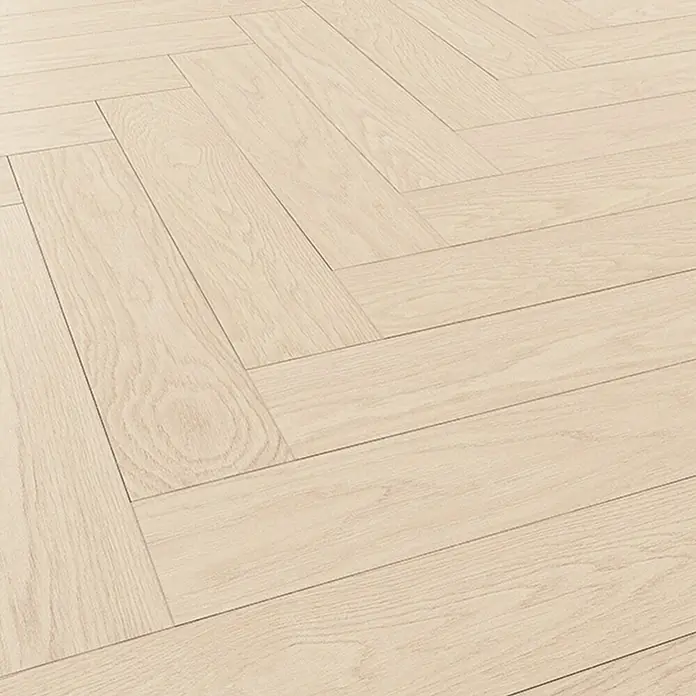 Krono Original Laminat Herringbone 8 - Cream Darcy Oak, Fischgrät, 630 x 126 x 8 mm - Heller Holzboden in Fischgrätmusterung.