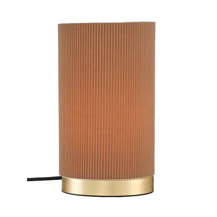 PR Home Tischleuchte Dora - 25 W, E27 - Zylindrische Tischleuchte mit plissiertem Terrakotta-Stoffschirm und goldfarbenem Sockel, warm leuchtend.