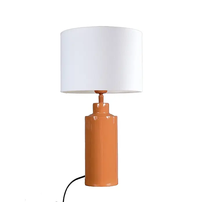 PR Home Tischleuchte 46cm - 40 W, E27 - Orangefarbene Keramik-Tischlampe mit weißem zylindrischem Lampenschirm.