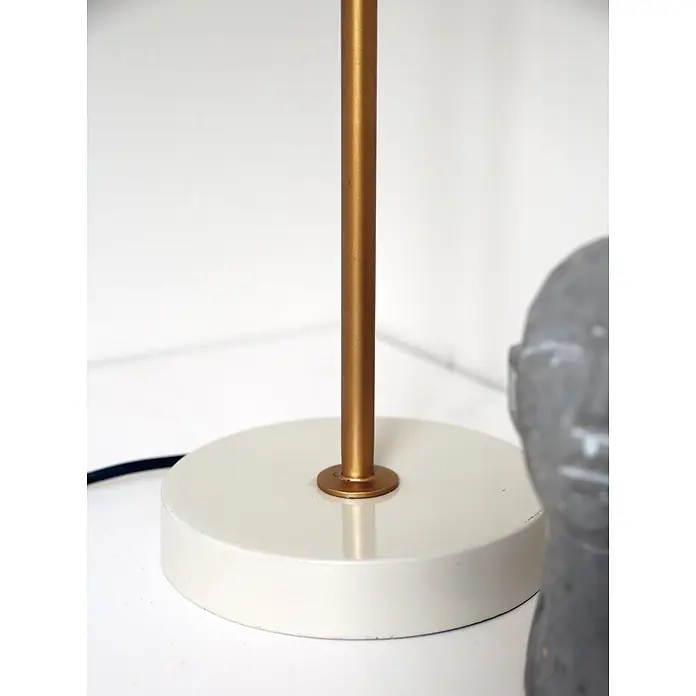 PR Home Tischleuchte Tischleuchte Wells - 25 W, E27 - Cremefarbener Lampenfuß mit goldenem Metallstiel.