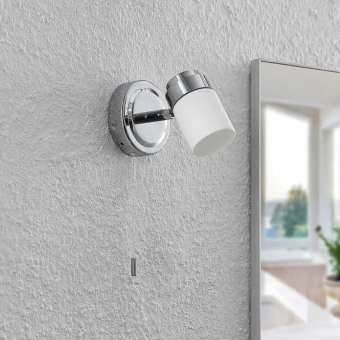Lindby Wandleuchte Alimari - L x B x H: 12,3 x 9 x 10,6 cm, chrom / silber, G9 - Verchromte Wandleuchte mit verstellbarem weißem Zylinderschirm und Zugschalter.