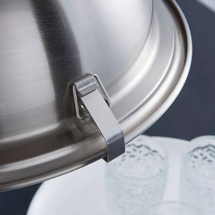 Lindby Pendelleuchte Letty - alu / grau / zink, nickel satiniert, gefrostet, E27 - Gebürsteter Edelstahldeckel mit stabilem Metallclip zum praktischen Aufhängen.