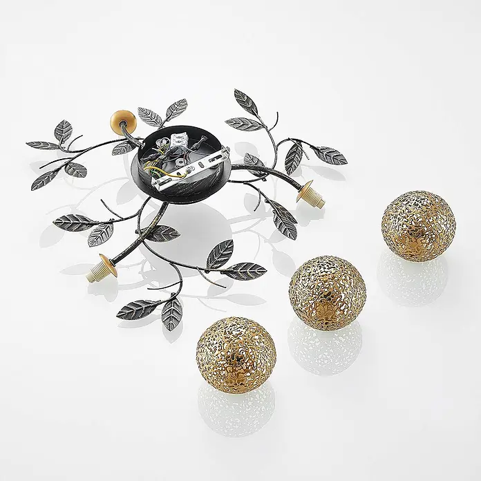 Lucande Deckenleuchte Evory - schwarz, messing / gold, G9 - Schwarz-goldene Deckenleuchte im Blattmuster mit offenen Fassungen und drei verzierten goldenen Kugel-Lampenschirmen.