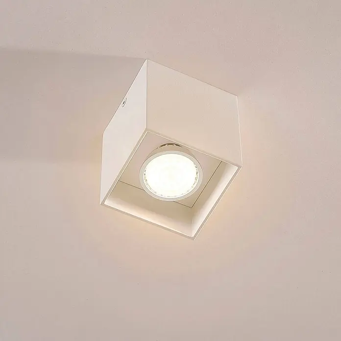 Arcchio Deckenleuchte Carson - weiß / opal, weiß / opal, GU10 - Weißer, würfelförmiger Aufputz-Deckenstrahler mit heller LED-Lampe.