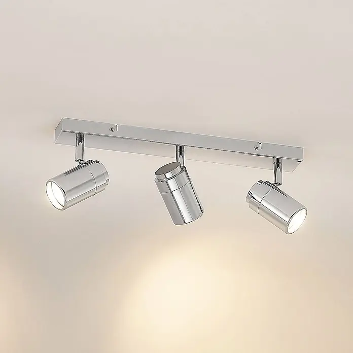 Lindby Deckenstrahler Remilan - chrom / silber, chrom / silber, GU10 - Chromfarbige Deckenleuchte mit drei verstellbaren zylindrischen Strahlern an einer geraden Schiene.