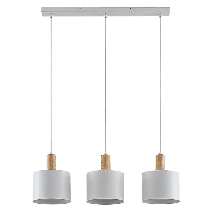 Lindby Pendelleuchte Kadir - L x B x H: 73 x 20 x 15 cm, weiß, holz, E27 - Drei weiße Pendelleuchten mit zylindrischen Schirmen und Holzdetails.