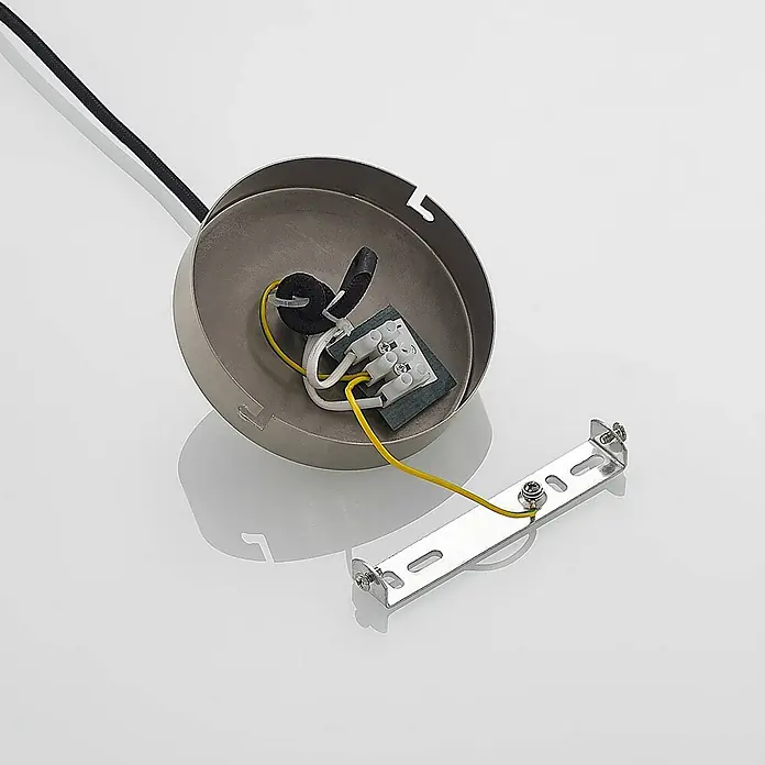 Lindby Pendelleuchte Jurian - L x B x H: 20 x 20 x 17,5 cm, weiß / opal, nickel, opal matt, E27 - Gebürstetes Metall-Deckenbaldachin innen mit Klemmleiste, Zugentlastung und separater Metallhalterung für den Elektroanschluss.
