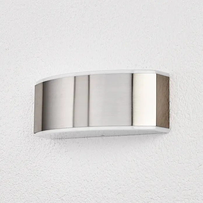 Lindby Außenwandleuchte Pacon - alu / grau / zink, klar / transparent, IP44 - Wandleuchte mit gebürsteter Metalloberfläche und weißem Diffusor.
