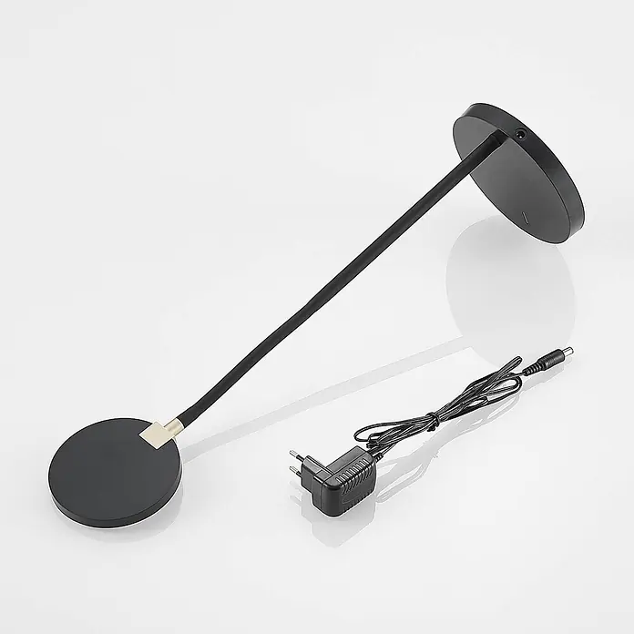 Lindby Tischleuchte Binera - schwarz, schwarz - Elegante schwarze Schreibtischlampe mit rundem Fuß, dünnem Arm, Goldakzent und Netzteil.