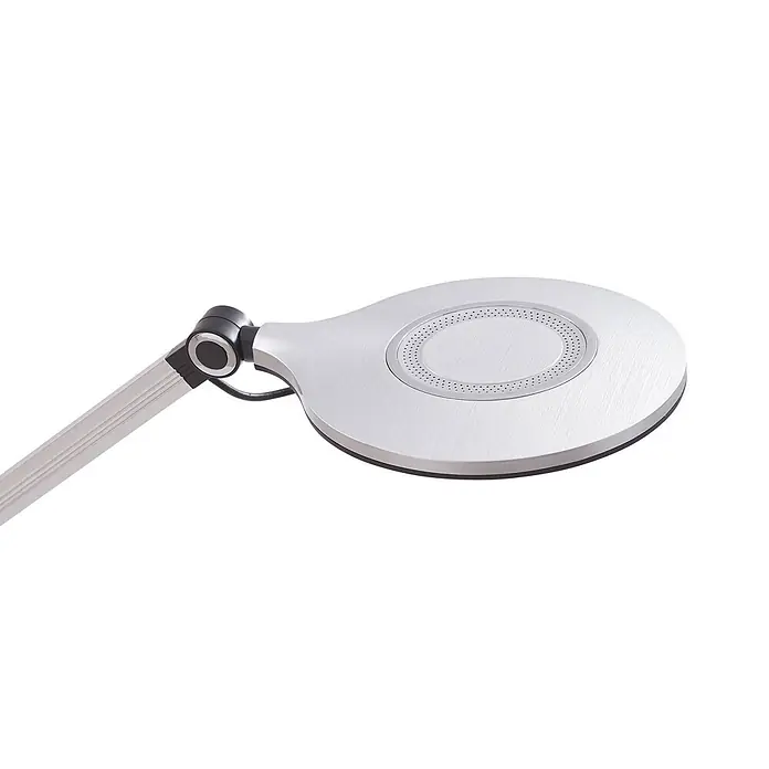 Lindby Tischleuchte Nyxaris - L x B x H: 55,7 x 20,1 x 49,7 cm, alu / grau / zink, alu / grau / zink - Silberne gebürstete Metall-Leuchtkopf mit schwarzem Gelenk und rundem perforiertem Lichtbereich, an einem Gelenkarm befestigt.