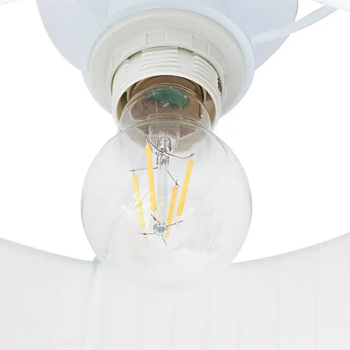 Lindby Deckenlampe in weiß, Deckenleuchte rund -  - Klare LED-Filament-Glühbirne in weißer Lampenfassung, mit weißem Lampenschirm darunter.