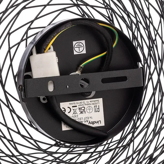 Lindby Deckenlampe in schwarz, Deckenleuchte -  - Schwarze Metall-Gitterlampe, zeigt interne elektrische Anschlüsse und Produktinformationsetikett.