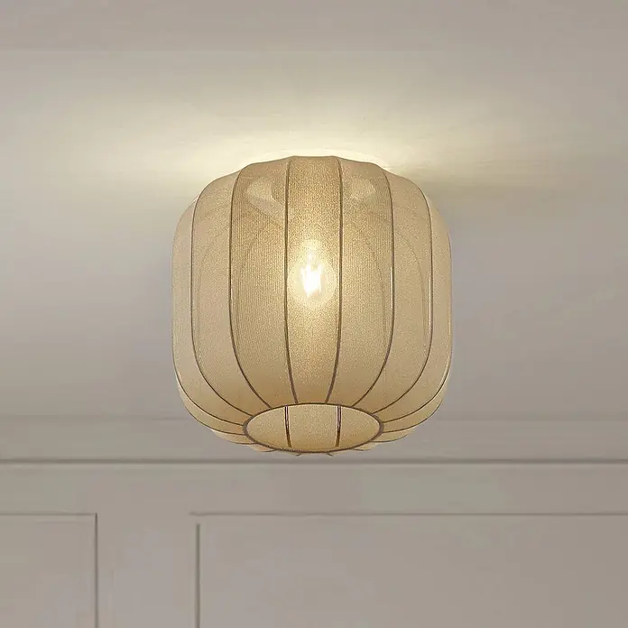 Lindby Deckenleuchte Helin - alu / grau / zink, E27 - Gerippte, beige Stoff-Deckenleuchte mit transparentem Schirm und sichtbarer Glühbirne.