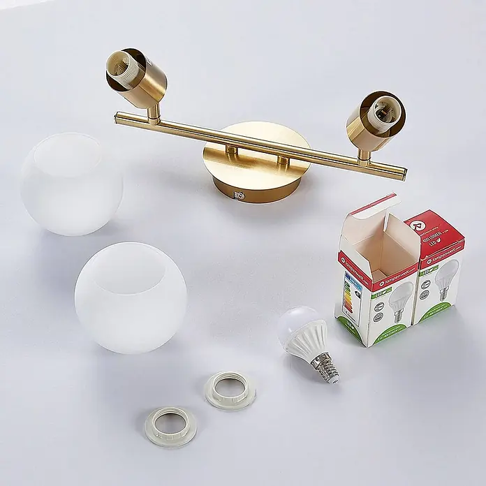 Lindby Deckenleuchte Elaina - messing / gold, E14 - Messingfarbene zweiflammige Strahlerleuchte mit zwei mattierten Glaskugeln und zwei LED-Lampen.