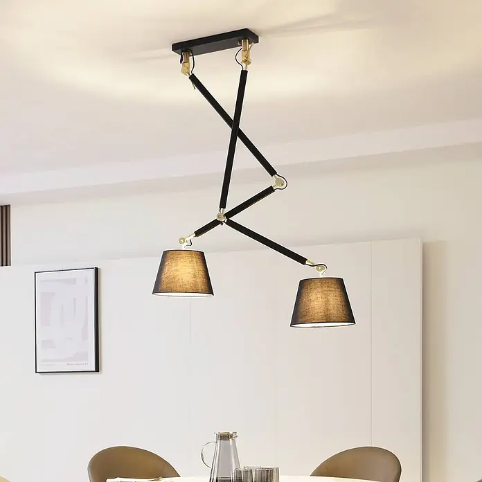 Lucande Deckenleuchte Marvaine - L x B x H: 64 x 26 x 140 cm, schwarz, schwarz, E27 - Verstellbare Deckenleuchte aus schwarzem Metall mit Goldakzenten und zwei schwarzen Stoffschirmen über einem Essbereich.