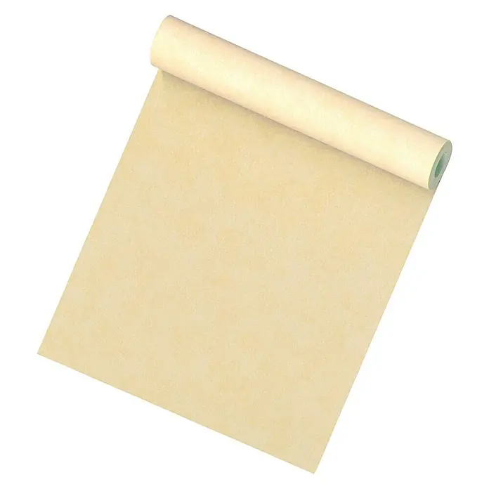 A.S. Création Vliestapete - Gelb, Uni, 10,05 x 0,53 m - Nahaufnahme einer Rolle Pergamentpapier, die teilweise abgerollt ist und die Textur und Farbe des Backpapiers zeigt.