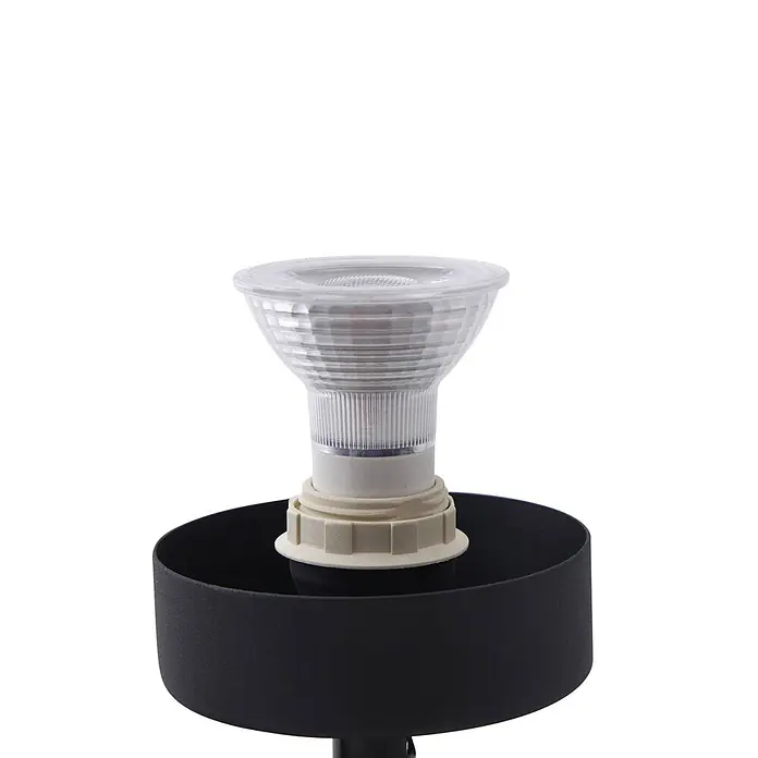 Lindby Deckenleuchte Ediz - schwarz, Holz hell, GU10 - GU10 LED-Spotlampe in einer cremefarbenen Fassung, eingesetzt in eine texturierte schwarze, zylindrische Leuchte.
