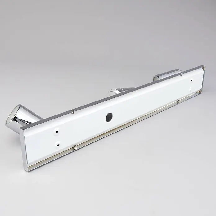 Lindby Deckenleuchte Dejan - chrom / silber, chrom / silber, GU10 - Weiße rechteckige Leuchte mit Chromakzenten und verstellbaren Spotköpfen.